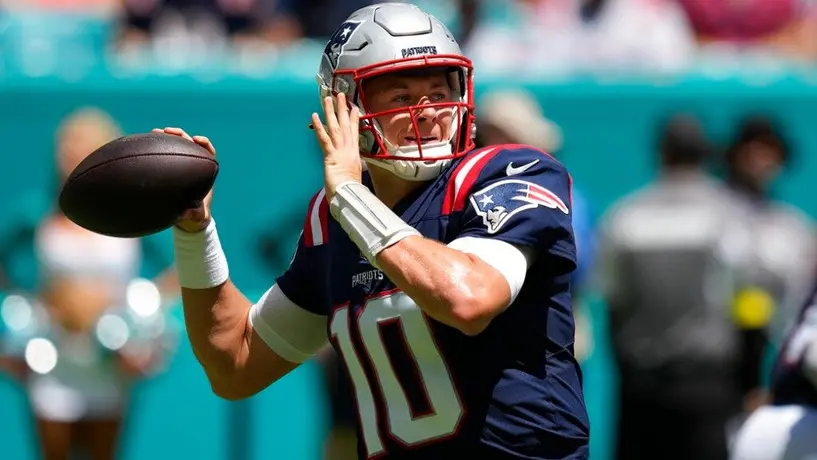 NFL: Patriots confirmaron lesión de Mac Jones tras duelo ante Dolphins