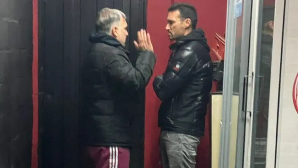 Tata Martino: Se encontró Lionel Scaloni en partido de Newell’s a meses del Mundial