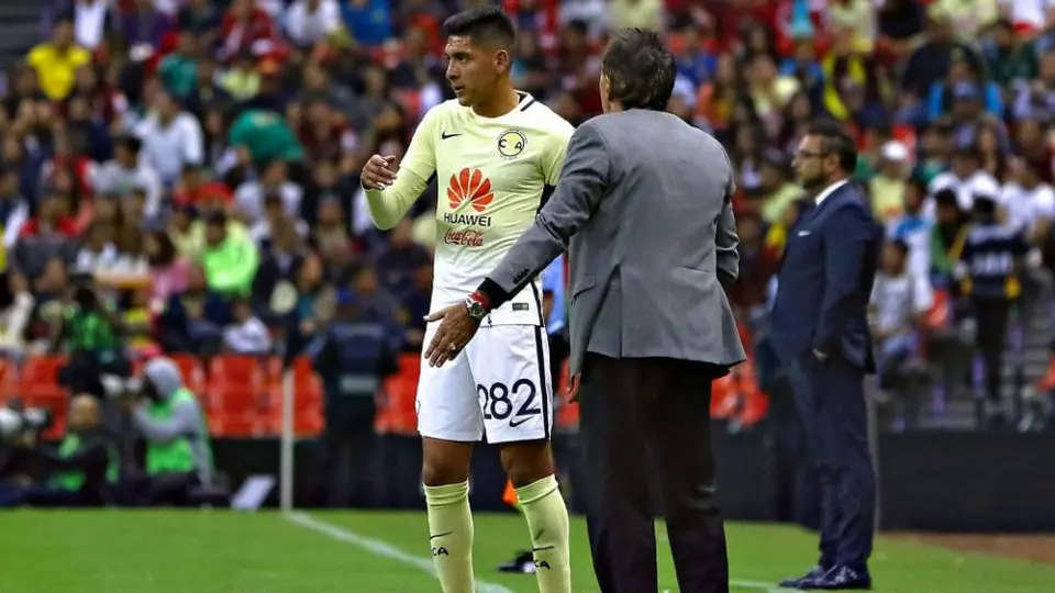 Edson Álvarez agradeció a La Volpe por confiar en él: 'Tuve errores y siguió apoyándome'