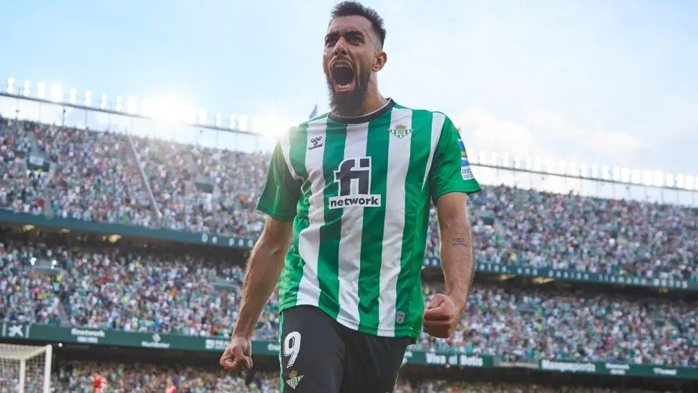 Borja Iglesias celebra ante Girona | TWITTER @RealBetis