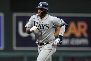 Isaac Paredes: Dos imparables y carrera producida en victoria de Rays ante Red Sox