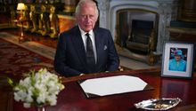 Rey Carlos III: Dio su primer discurso como monarca; renovó promesa de servicio vitalicio
