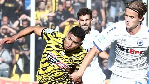 Orbelín Pineda: Titular en la victoria del AEK Atenas sobre Atromitos en la Super Liga de Grecia