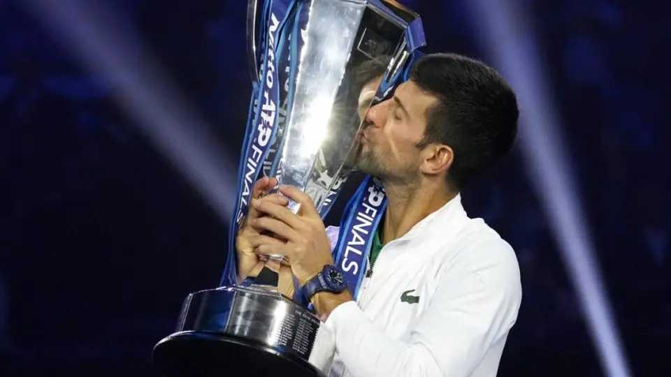 ATP Masters: Novak Djokovic igualó a Roger Federer con 6 cetros en Finales de ATP