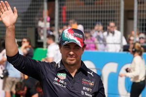 Checo Pérez: 'Después de la era dominante de Mercedes, espero empiece la era de Red Bull'
