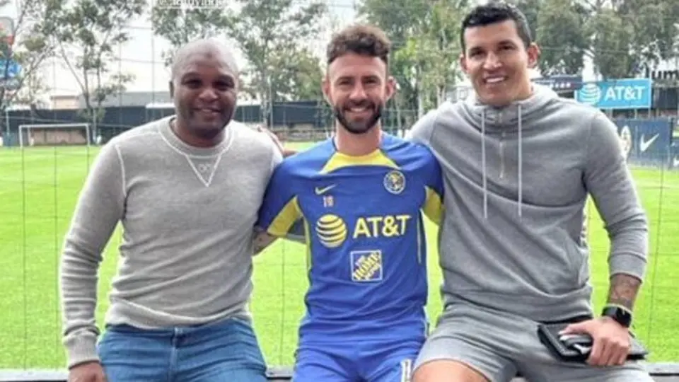América:  Aquivaldo Mosquera y Maza Rodríguez visitaron Coapa previo a la Vuelta ante Toluca