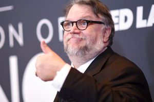 Guillermo del Toro ofreció cubrir costo de estatuillas de los Premios Ariel tras su postergación