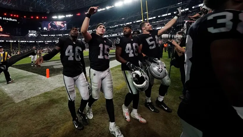 NFL: Raiders terminó una pretemporada perfecta tras derrotar a Patriots