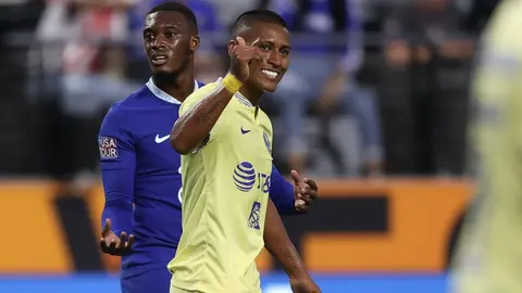 América: Pedro Aquino aseguró que viajar tanto es desgastante y fastidioso