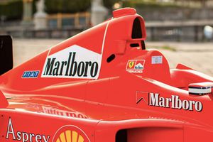 Ferrari 'Invencible' que usó Schumacher en 1998 fue subastado por 6.2 MDD