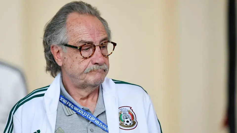 Selección Mexicana: Decio de María se iba de fiesta con los jugadores, reveló Néstor de la Torre