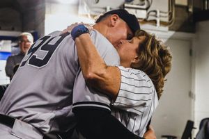 Aaron Judge le regaló la pelota de su HR 61 a su madre