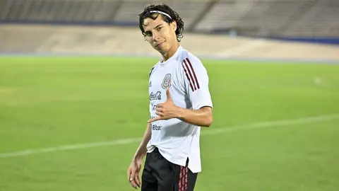 Selección Mexicana: Desequilibrio de Diego Lainez le haría ganar el puesto sobre Piojo Alvarado