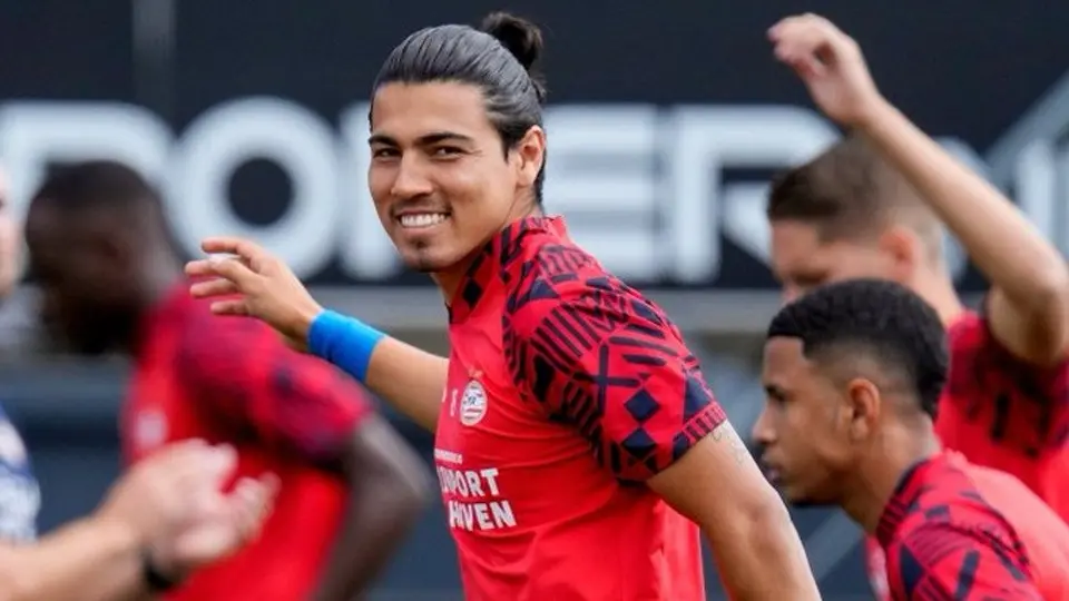 PSV: Guti destacó con asistencia en goleada ante Excelsior