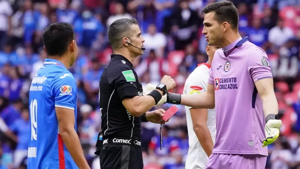 Liga MX: Habilitaron cuerpo de seguridad afuera del VAR durante partido Cruz Azul vs Xolos