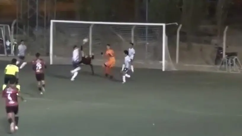 Video: Gol de argentino en Bolivia, tanto digno del Premio Puskas