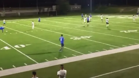 Video: Balacera interrumpió partido de futbol en Monterrey