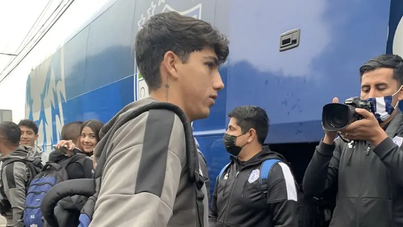 Autobús de Pachuca casi olvidó a Kevin Álvarez en pretemporada