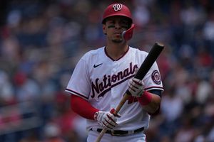 Joey Meneses: Con imparable ante Reds, el mexicano hizo historia con los Nationals