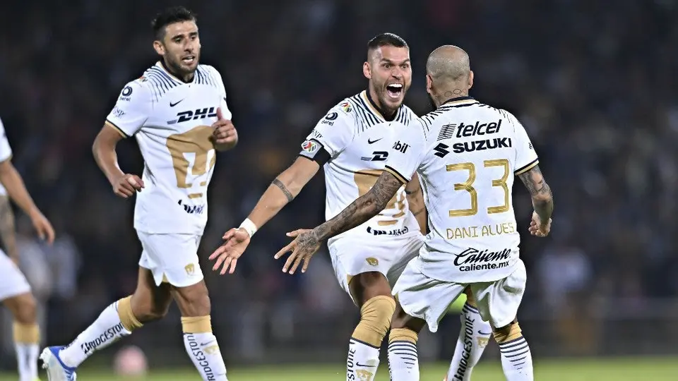 Liga MX: Asistencia de Dani Alves rescató a Pumas que firmó el empate ante Mazatlán