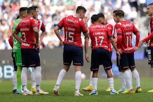 Aficionado de Chivas a jugadores: 'Lo único que saben hacer y lo hacen mal, chin… su madre'