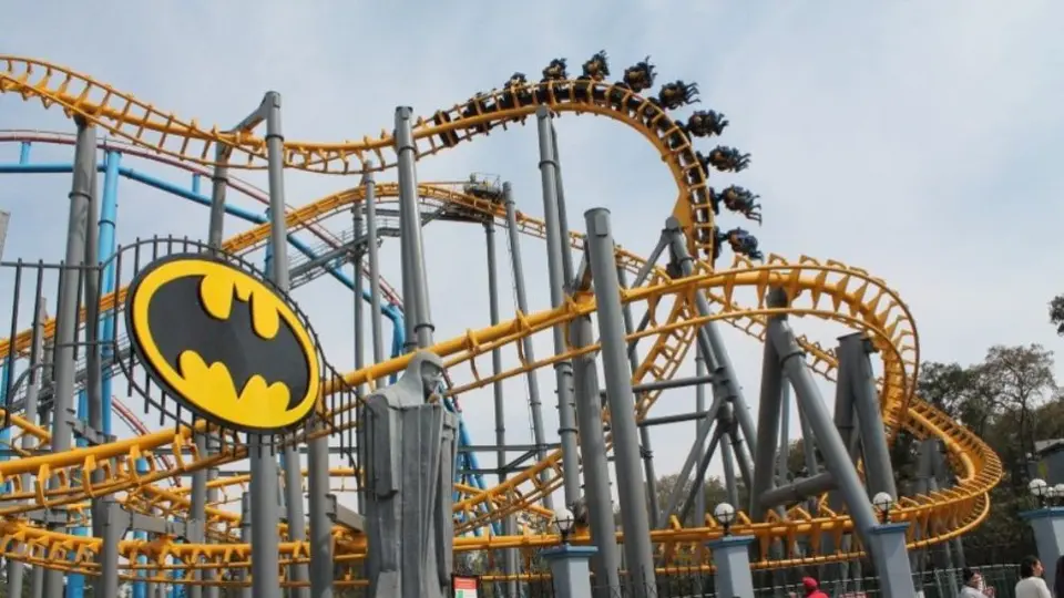 Six Flags: Este es el extraño video que transmitió desde sus redes sociales