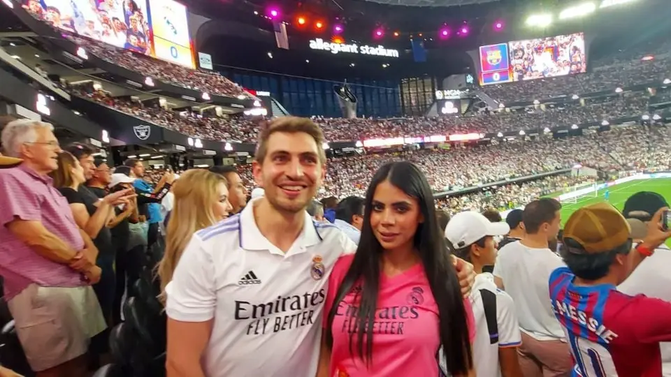 Clásico Español: Afortunada pareja cumplió su sueño y presenciaron el Real Madrid vs Barcelona
