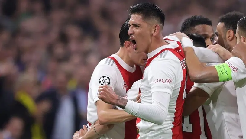 Edson Álvarez: Exjugador del Ajax, emocional por decir adiós al mexicano