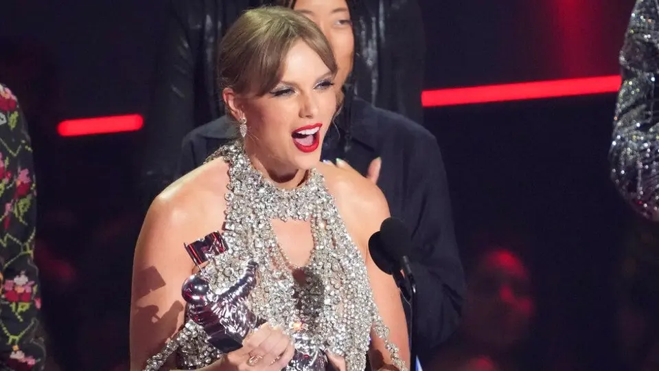 Taylor Swift: Anunció lanzamiento de su nuevo álbum tras ganar en los MTV Video Music Awards 2022