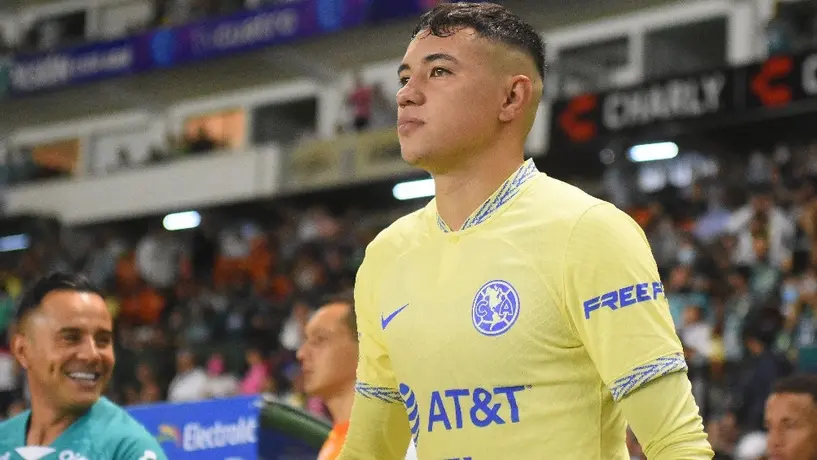 Video: Emilio Lara no pudo aguantar los nervios en la conferencia previo al LAFC vs América