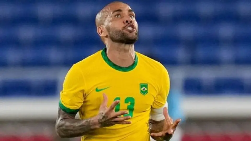 Dani Alves tras críticas por su convocatoria a Qatar 2022: 'No estamos para agradar a todos'