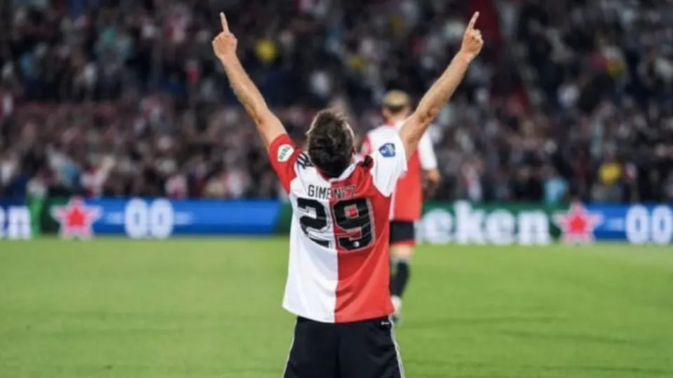 Europa League: Santi Giménez anota con el Feyenoord ante la Lazio