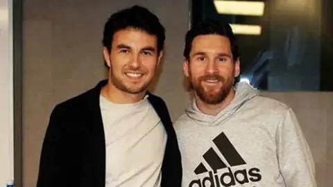 Sergio Pérez felicitó a Messi por ser Campeón del Mundo: “Te lo mereces más que nadie”