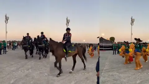 Qatar 2022: Aficionados mexicanos ‘se suman’ a la Policía montada qatarí