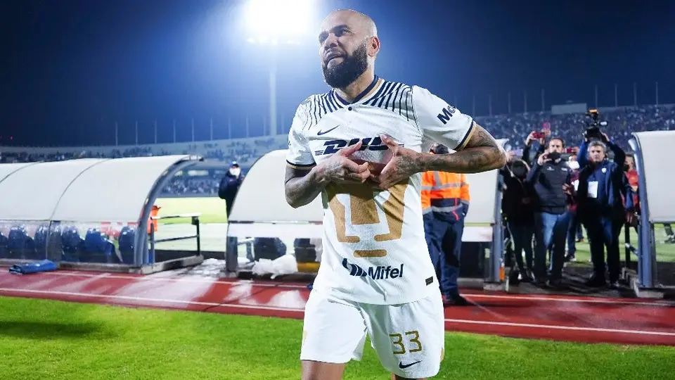Ponchito González sobre Dani Alves: ‘Este tipo de jugadores son bienvenidos’
