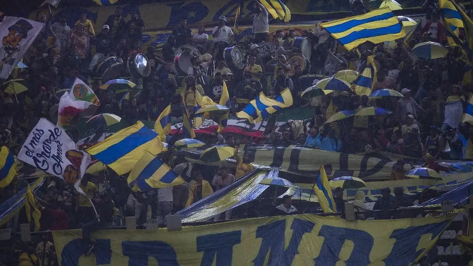 América: Afición de las Águilas viajó a Toluca para llevarle serenata al equipo