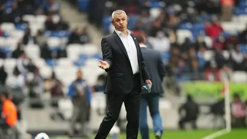 Javier Aguirre sobre el próximo duelo del Mallorca: ‘A recibir al Barcelona y a sufrir’
