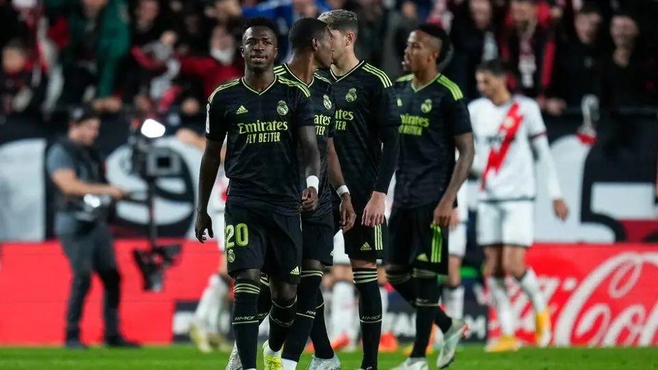 LaLiga: El Real Madrid perdió el invicto ante el Rayo Vallecano; cede el liderato al Barcelona