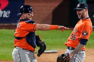 Serie Mundial: Astros blanquearon a Phillies y empatan la serie 2-2