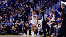 NBA: Curry y Warriors estrenaron el campeonato venciendo a Lakers