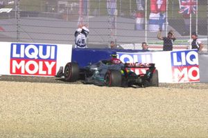 Video: Lewis Hamilton tuvo fuerte choque en el muro en la qualy del GP de Austria