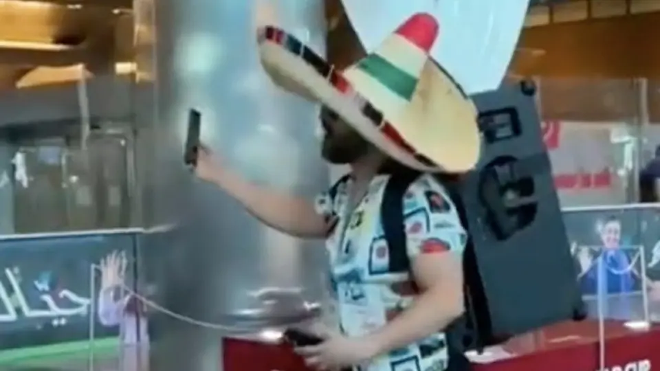 Qatar 2022: Mexicano de la bocina pone a cantar a japoneses con la canción de Dragon Ball Z