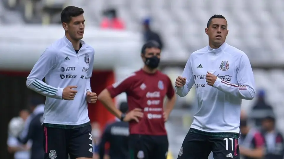 César Montes defendió a Funes Mori: 'La responsabilidad del gol y de defender es de todos'