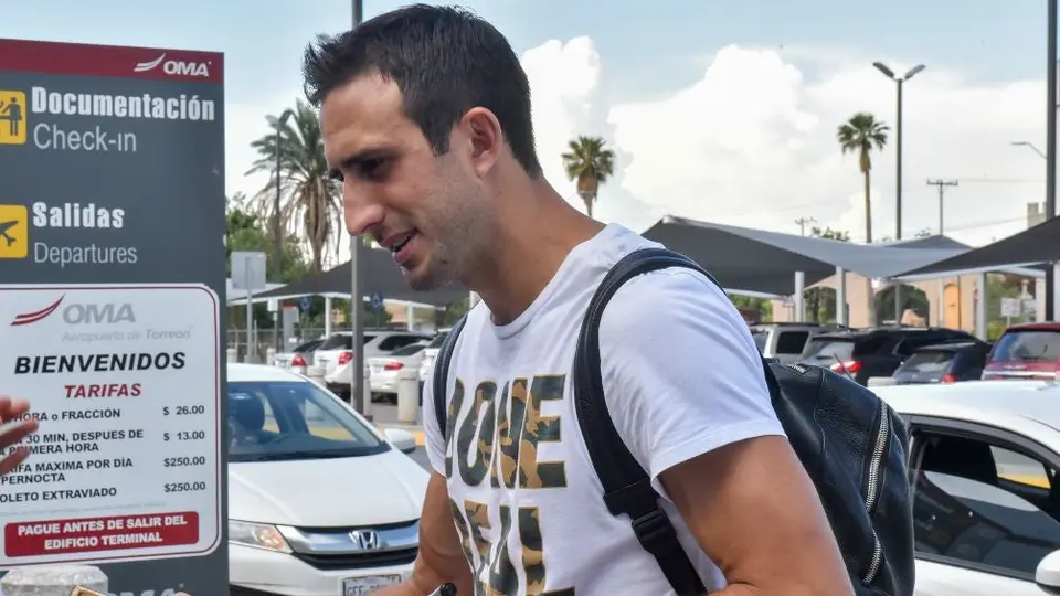Sporting de Gijón: Carlos Izquierdoz apunta al club español tras salir de Boca