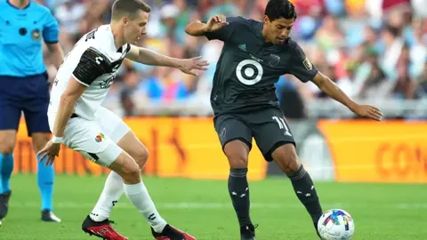 All-Star Game: Carlos Vela venció a Camilo Vargas para adelantar a la MLS