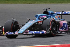 Fernando Alonso: Bromeó sobre un posible 'toque' entre Checo y Sainz