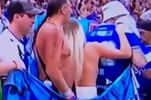 Aficionada argentina hizo topless en la Final de Qatar 2022