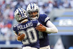 NFL: Dak Prescott y Tony Pollard comandaron la victoria de los Cowboys sobre los Bears