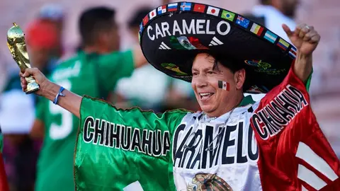 ¿Caramelo celebró que la afición mexicana rompa las reglas en Qatar?
