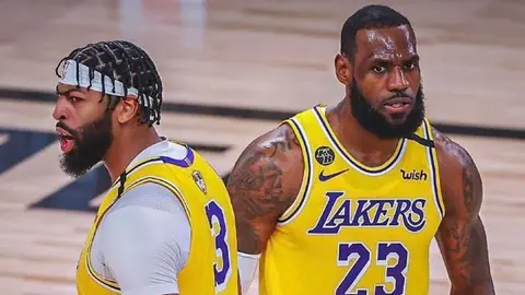 NBA: Los Ángeles Lakers sumarán a Kyrie Irving por pedido de LeBron James y Anthony Davis